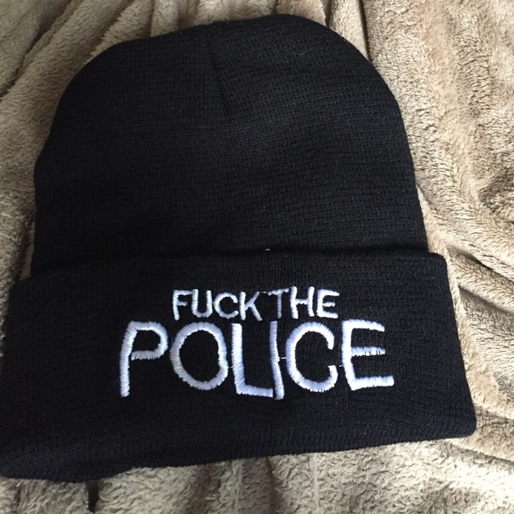 Fuck police beanie - Picture 1 of 1